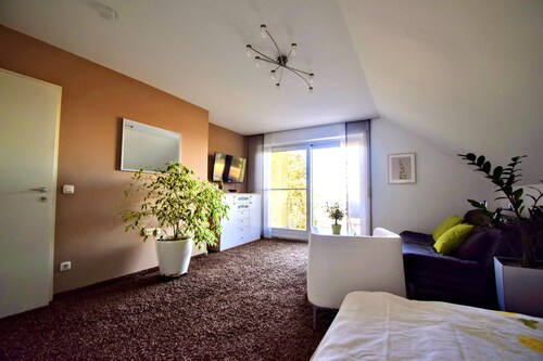 Mod.  Apartment 75 m²