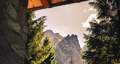 Baita Valon - Alpine Hideaway