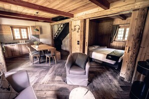 3 chambres, chambres insonorisées, draps fournis