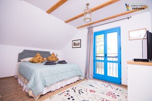 2 bedrooms, iron/ironing board, WiFi, bed sheets - Lakeview House Traditional House (Somova)