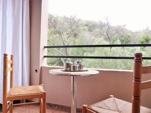 Property grounds - 4PA133 - Apartment with swimming pool and parking (COLLIOURE)