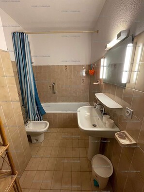 Bidet - 4SOM23 - Apartment with terrace and wifi (COLLIOURE)