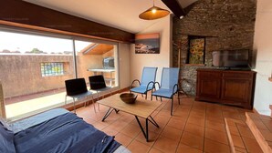 Unclassified image, 3 of 15, button - 6COMA6 - Bay view apartment (COLLIOURE)