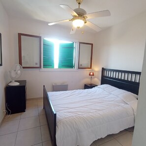 2 Schlafzimmer, Bügeleisen/Bügelbrett, WLAN