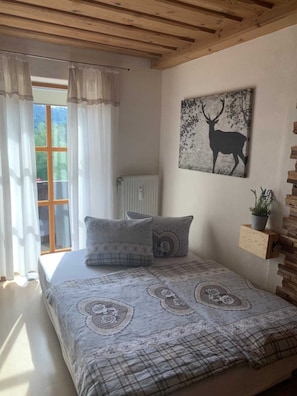 In-room safe, travel crib, WiFi, bed sheets