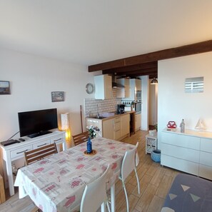 Dining - 4OL137 - Apartment with beautiful sea view (PORT VENDRES)