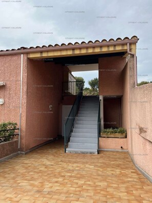 Property grounds - 4SAP22 - Apartment with parking (COLLIOURE)