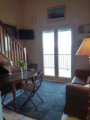 Interior - 5RB14 - Mezzanine apartment with sea view (COLLIOURE)