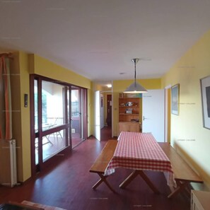 تناول الطعام