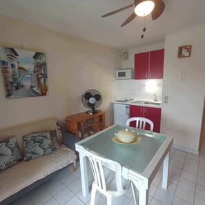 Interior - 2RB38A - Nice apartment with sea view (COLLIOURE)