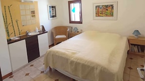 3 quartos, ferros/tábuas de passar roupa, Wi-Fi de cortesia