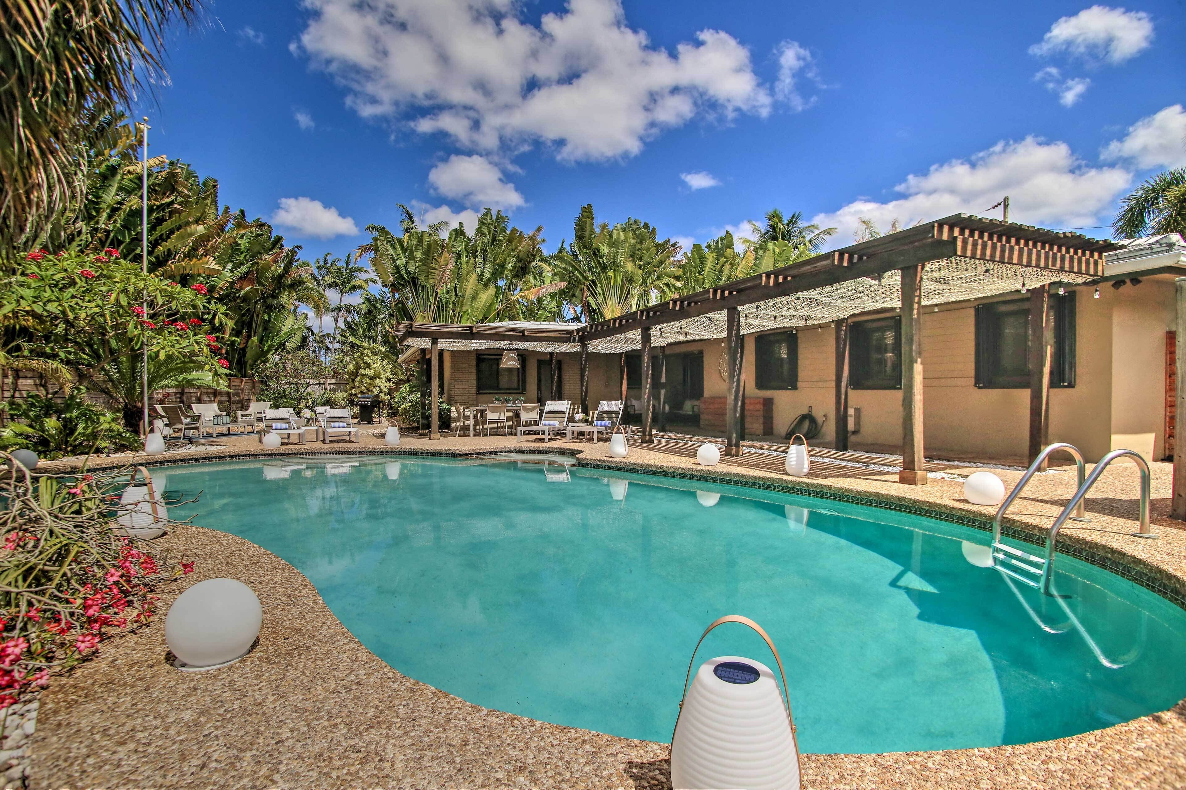 Updated & Private Oakland Park Gem ~ 2 Mi to Beach