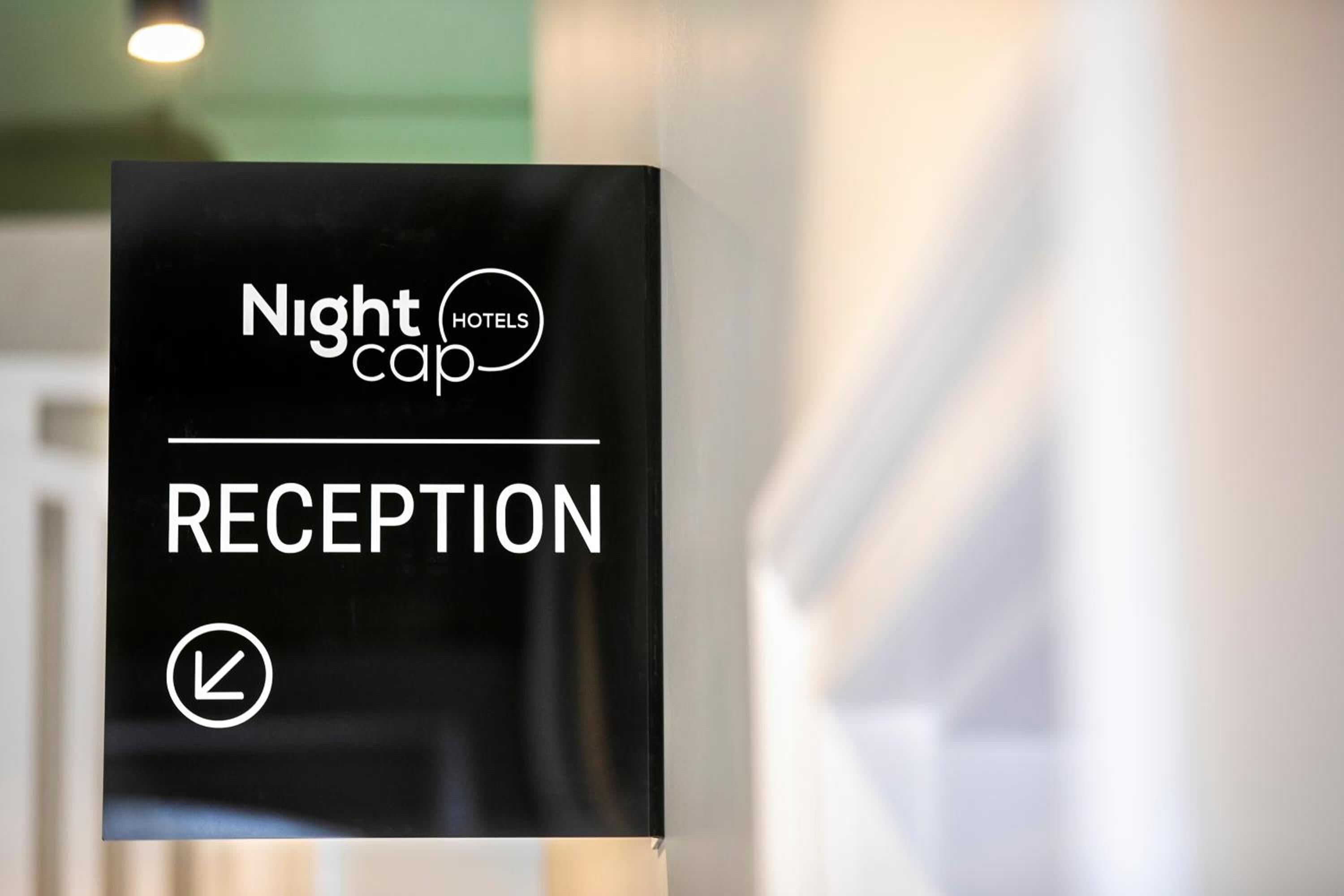 Señal para la recepción de Nightcap Hotels.