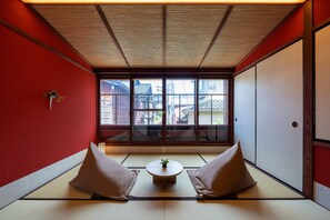 Sen | View from room - Utaimachi (Kanazawa)