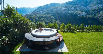 Chez Lia 3 mins walking from Villa Eva & Villa Cimbrone