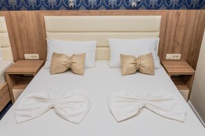 Room - Hotel Crnogorska Kuca (Podgorica)