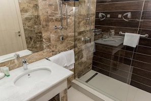Bathroom - Hotel Crnogorska Kuca (Podgorica)