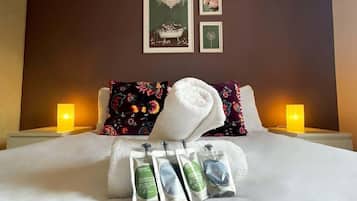 5 habitaciones, tabla de planchar con plancha y wifi gratis