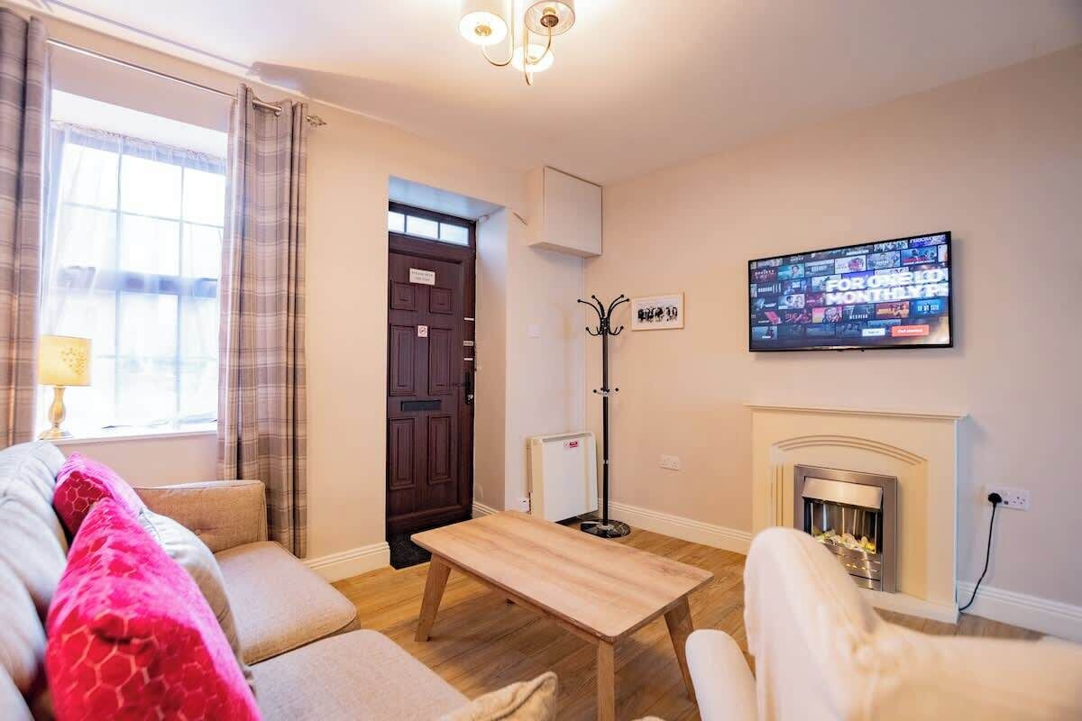 Fernseher, Kamin