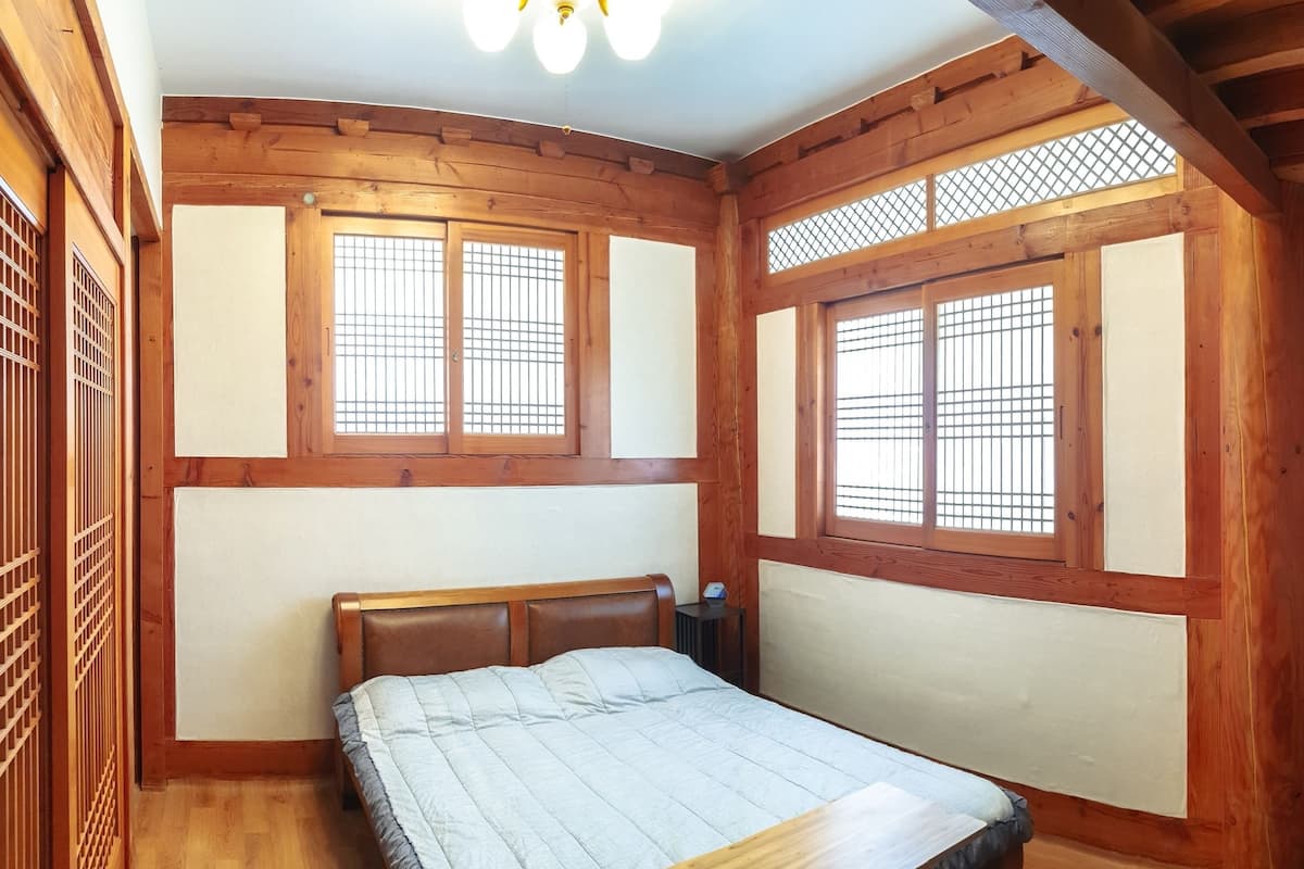 1 quarto, individualmente decorados, individualmente mobiliados