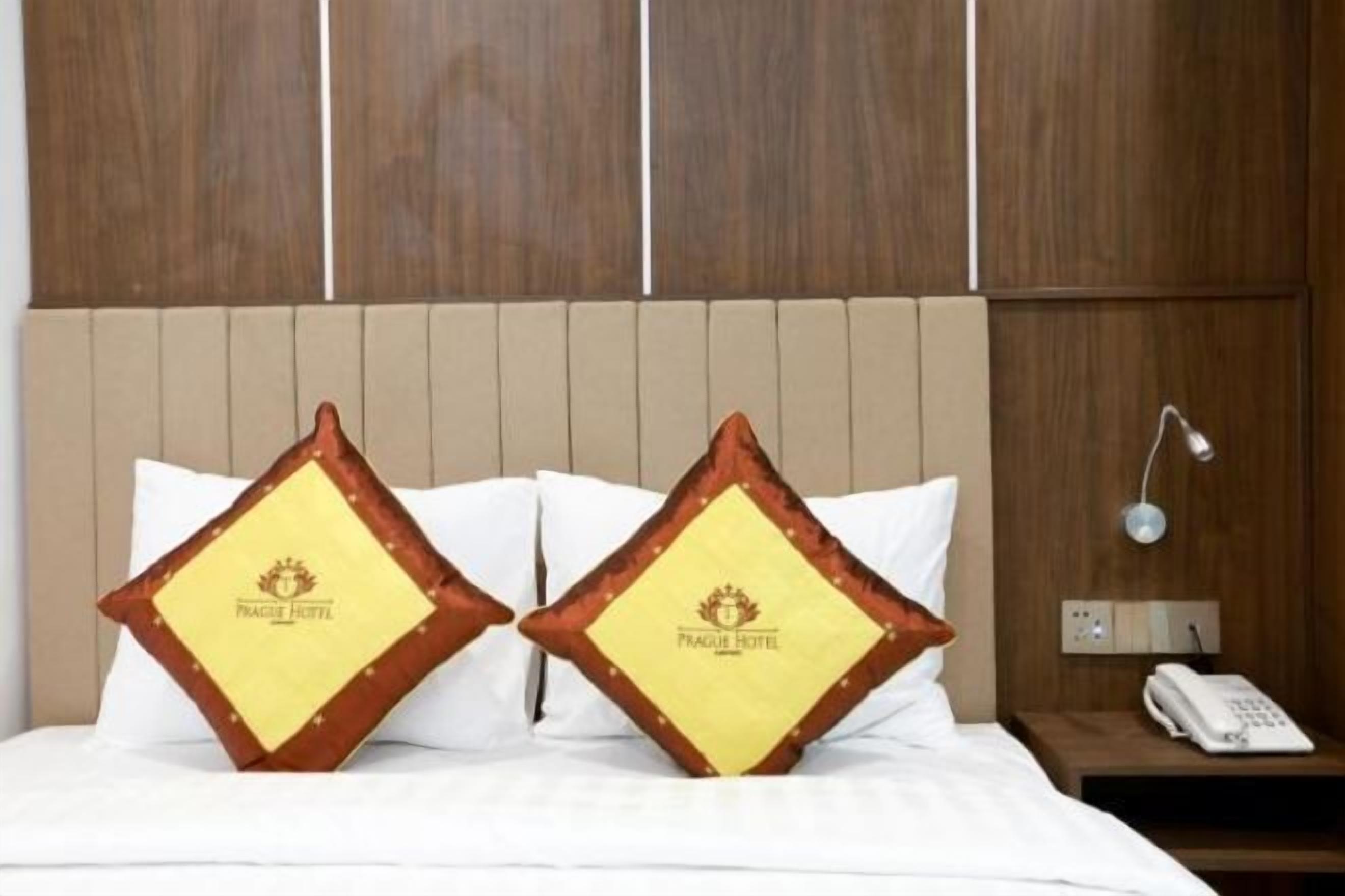 Hochwertige Bettwaren, Minibar, Zimmersafe, Schreibtisch