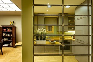 Fridge, microwave, oven, dishwasher - NEW APARTMENT - Central Athens - Kolonaki, luxury modern flat. (Athina)