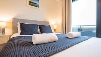 3 bedrooms, iron/ironing board, travel cot, free WiFi