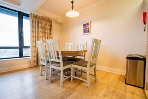 Dining - Penthouse with Harbour and Panoramic Water Views. (Galway City)