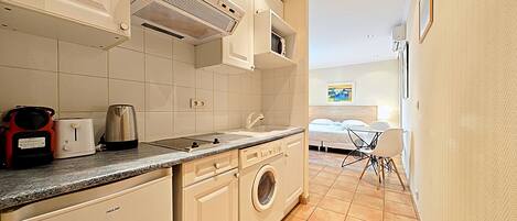 Fridge, microwave, coffee/tea maker