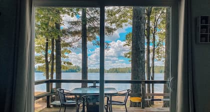 Bass Lake ranta mökki lähellä Traverse City ja Sleeping Bear Dunes!