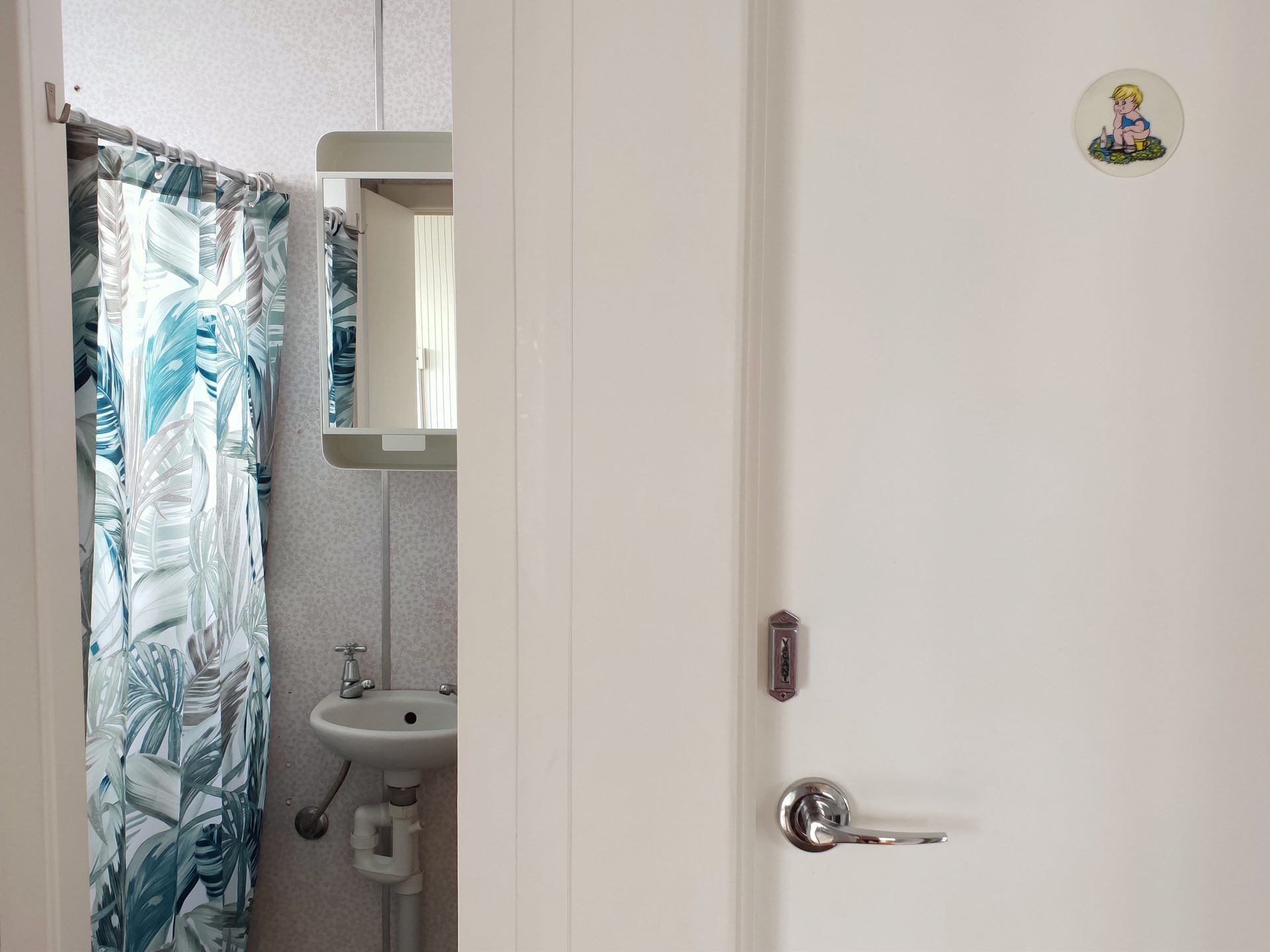 Classic Shack -  Absolute Beachfront.  Winter off peak special! — image 17