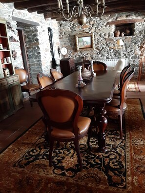 تناول الطعام