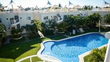 Apartemen Keluarga | Pemandangan balkon