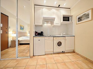 Interior - Studio Commandant André 34 by Viva Riviera (Cannes)