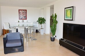 Télévision à écran plat, services de streaming