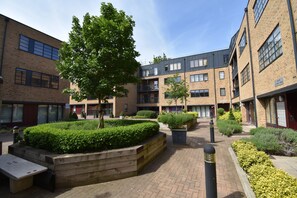 Exterior - Modern 1 Bed Flat in London (London)