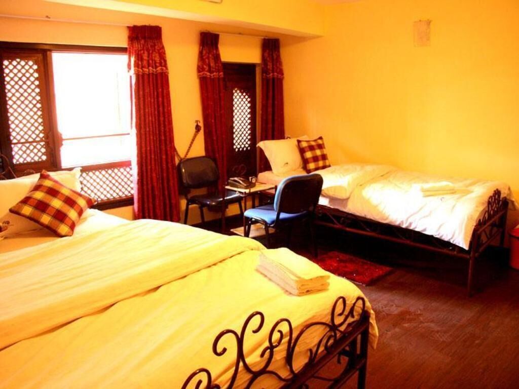 Cortinas blackout, wifi gratis y ropa de cama 