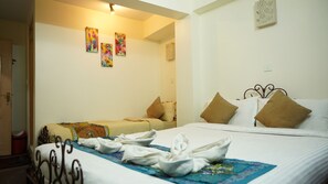 Blackout curtains, free WiFi, bed sheets - Cosy Hotel (Bhaktapur)