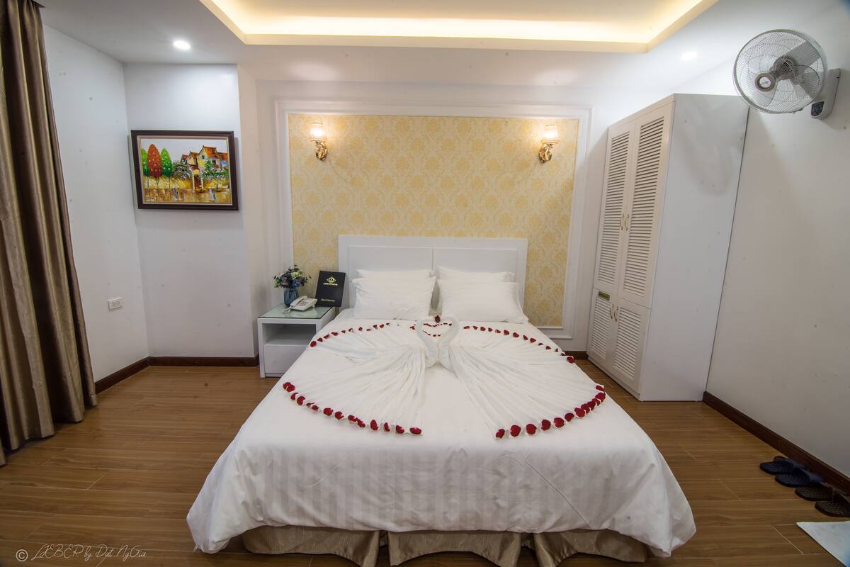 Superior Room | Minibar, in-room safe, desk, soundproofing