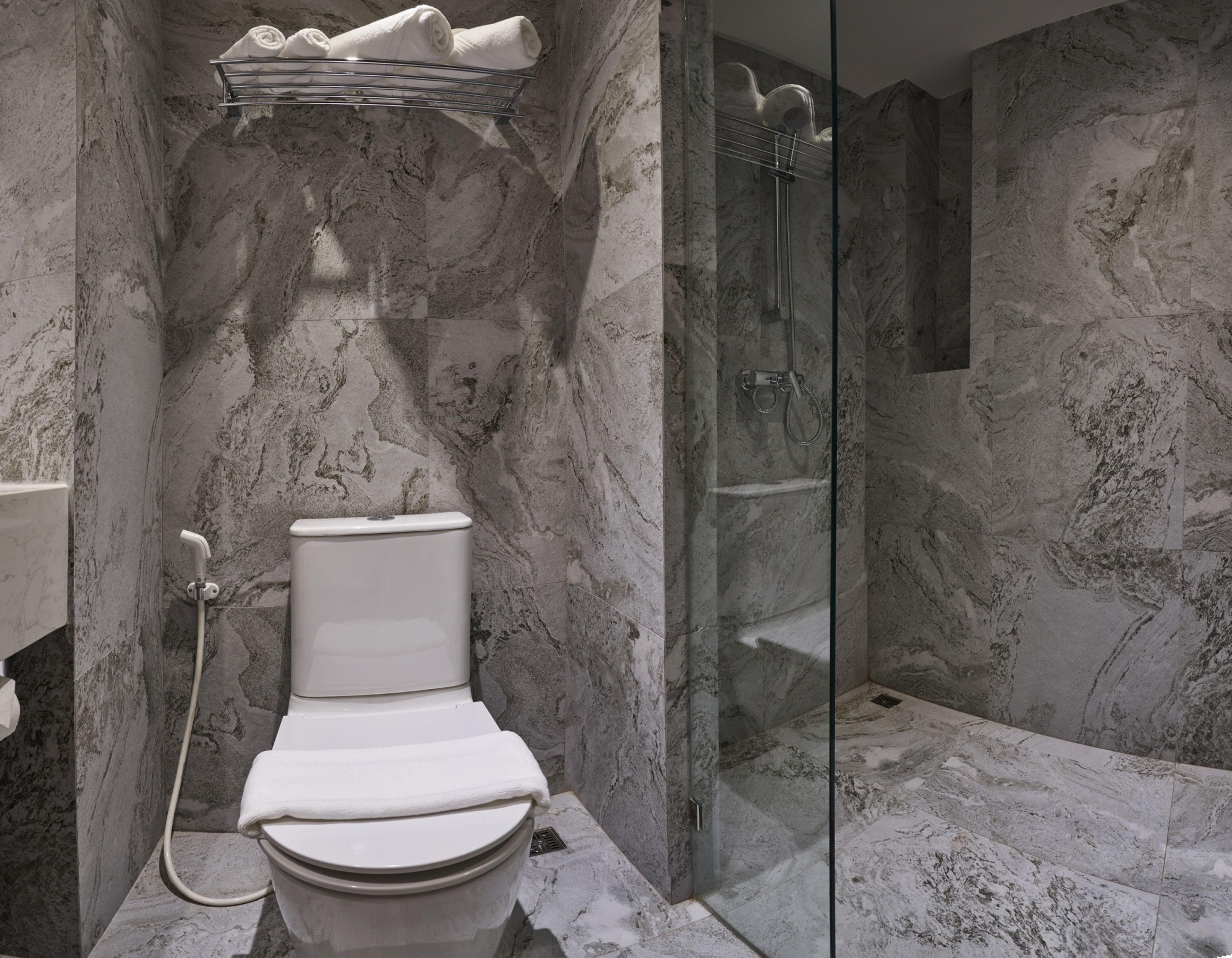 superior city view | bathroom | separate bathtub and shower, free toiletries, hair dryer, bathrobes