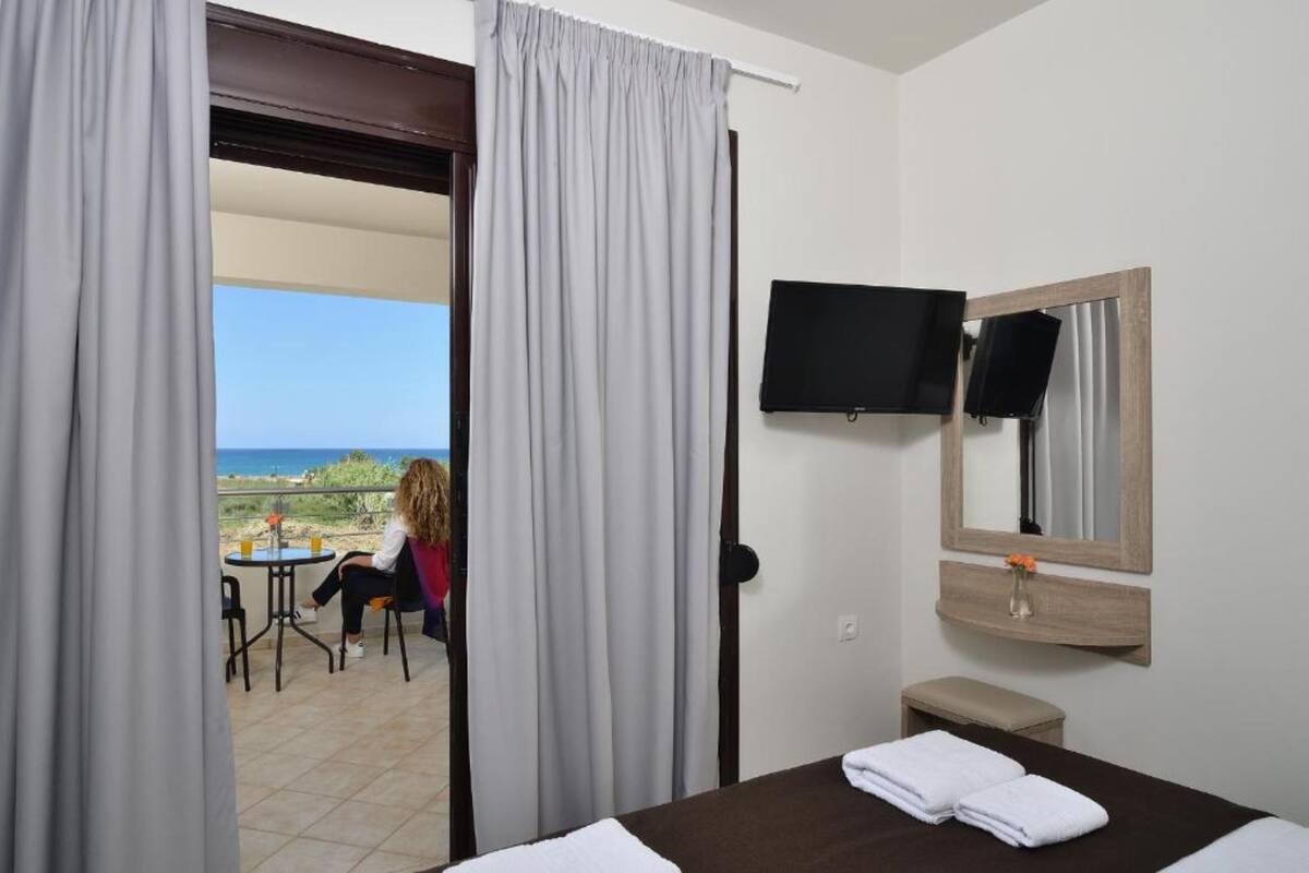 Comfort Apartment, 3 Bedrooms, Sea View | View from room