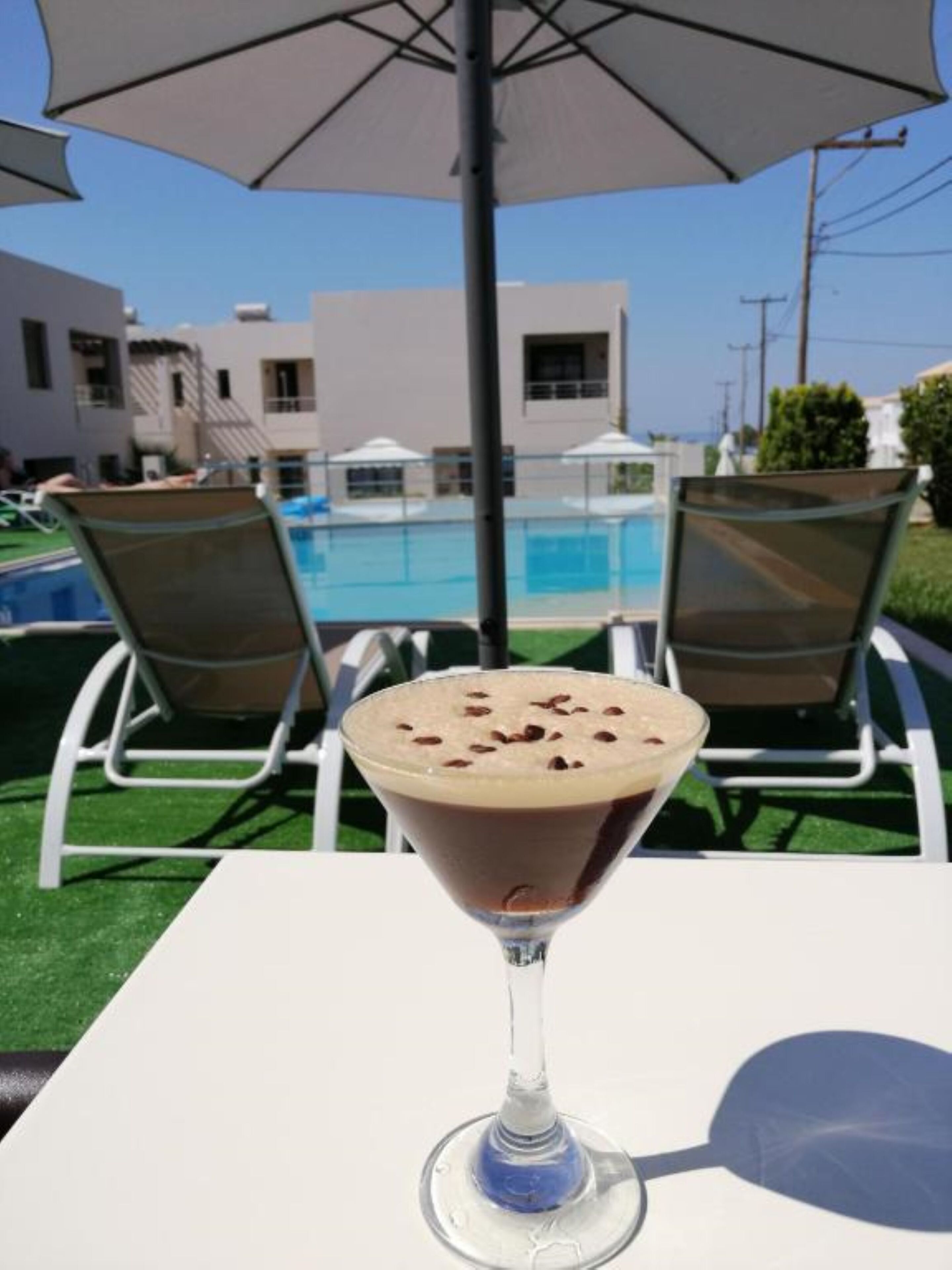 Bar accanto alla piscina