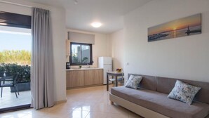 34-inch plasma TV with satellite channels, TV - Carisa Maleme (Platanias)