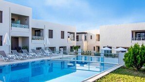 Exterior - Carisa Maleme (Platanias)
