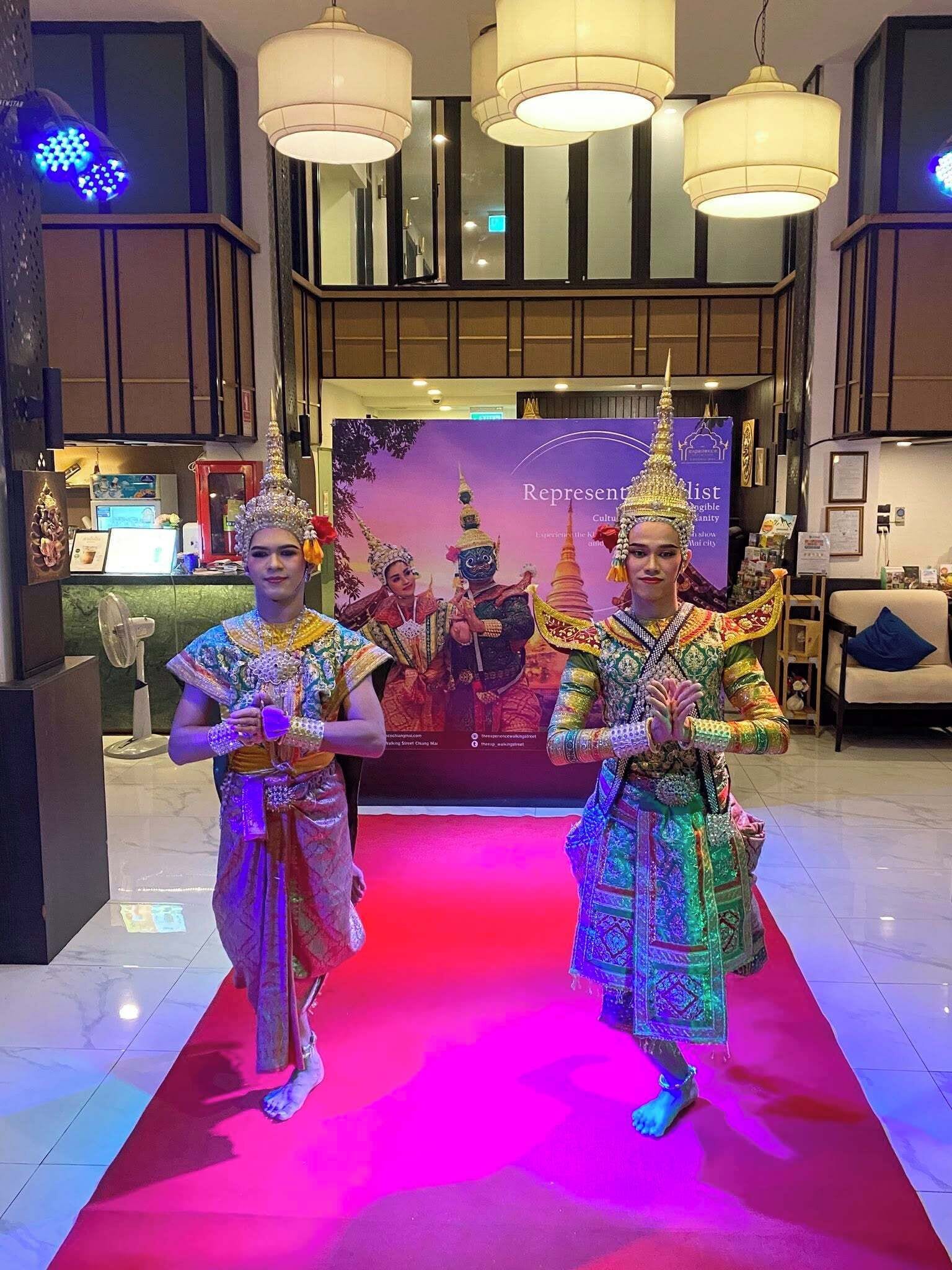 Foto - The Experience Walking Street Chiang Mai