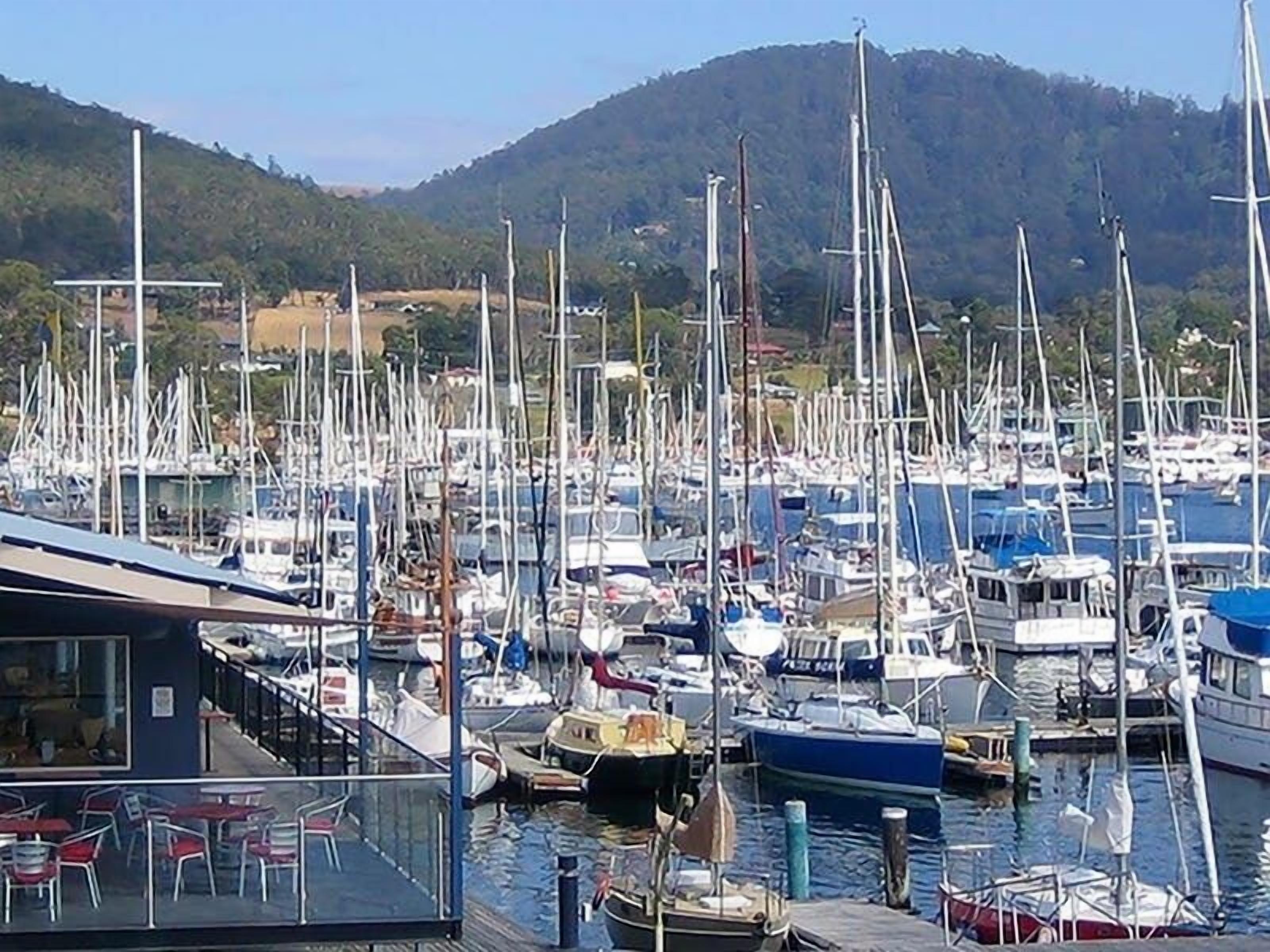 สถานที่น่าสนใจ