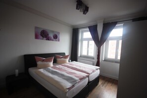 Unclassified image, 3 of 23, button - Elsteraue - Romantic Apartments in Leipzig, *2km to the city center* (Leipzig)