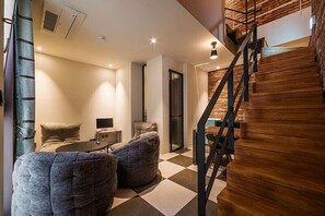 套房, 露台 (Party Room) | 高档床上用品、羽绒被、特色装修、特色家居