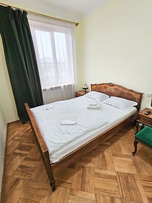 ห้องสวีท | โต๊ะทำงาน, พื้นที่ทำงานแบบใช้แล็ปท็อป, ห้องเก็บเสียง, Wi-Fi ฟรี