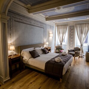 Deluxe Room | 1 bedroom, premium bedding, down comforters, in-room safe - San Pier Novello in Oltrarno (Florence)
